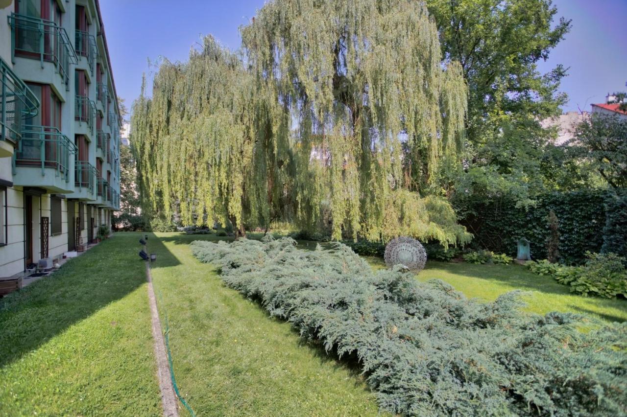 Tyzenhauz Apartments Lobzowska Street クラクフ エクステリア 写真