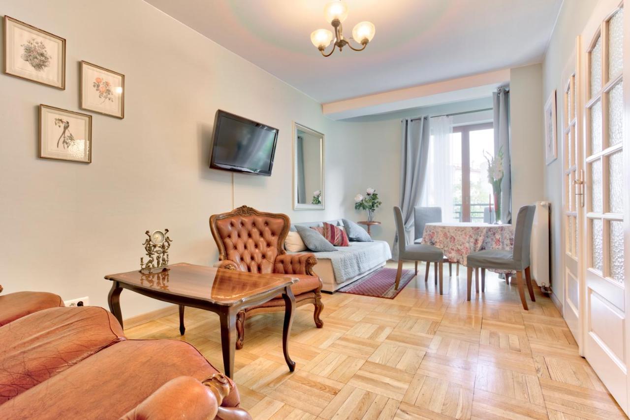 Tyzenhauz Apartments Lobzowska Street クラクフ エクステリア 写真